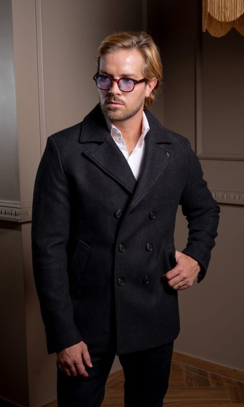 CASACO TRESPASSE PRETO